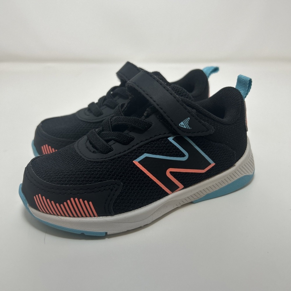 New Balance Kids' Dynasoft 545 Running Shoe Size 7‎ Black /Pink/Blue IT545BG1